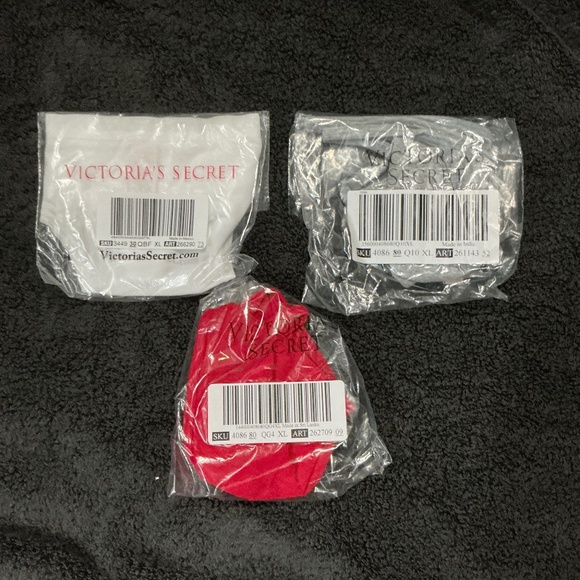 Victoria’s Secret thong lot of 3 size XL - Picture 1 of 3
